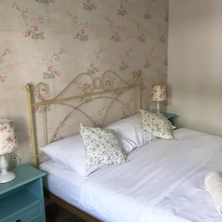 Apartamento Gemuetliche In Stoja Mit Moebliertem Balkon